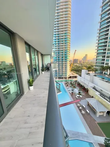 1300 S Miami Avenue Miami FL 33130