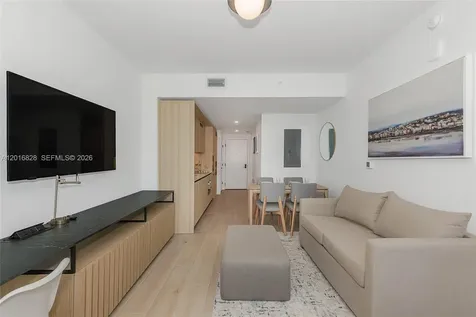 225 N Miami Avenue Miami FL 33128