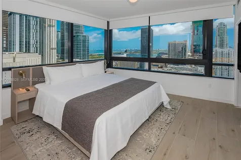 225 N Miami Avenue Miami FL 33128