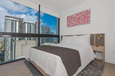 225 N Miami Avenue Miami FL 33128