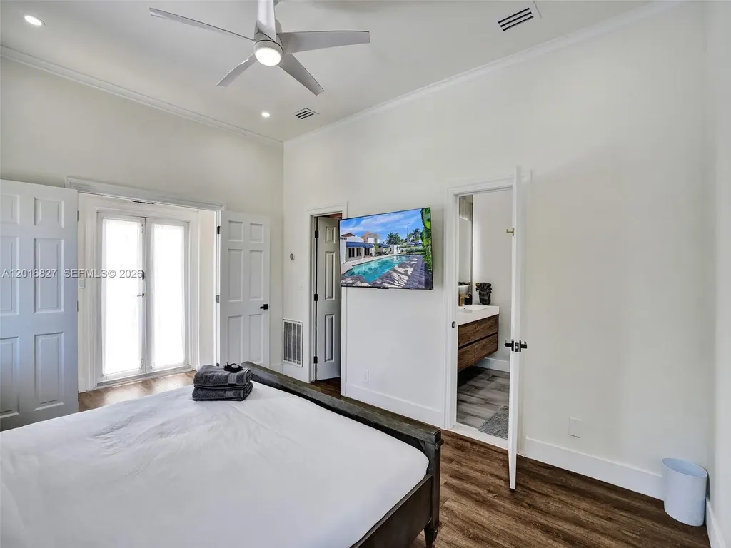 1128 Tyler Street Hollywood FL 33019