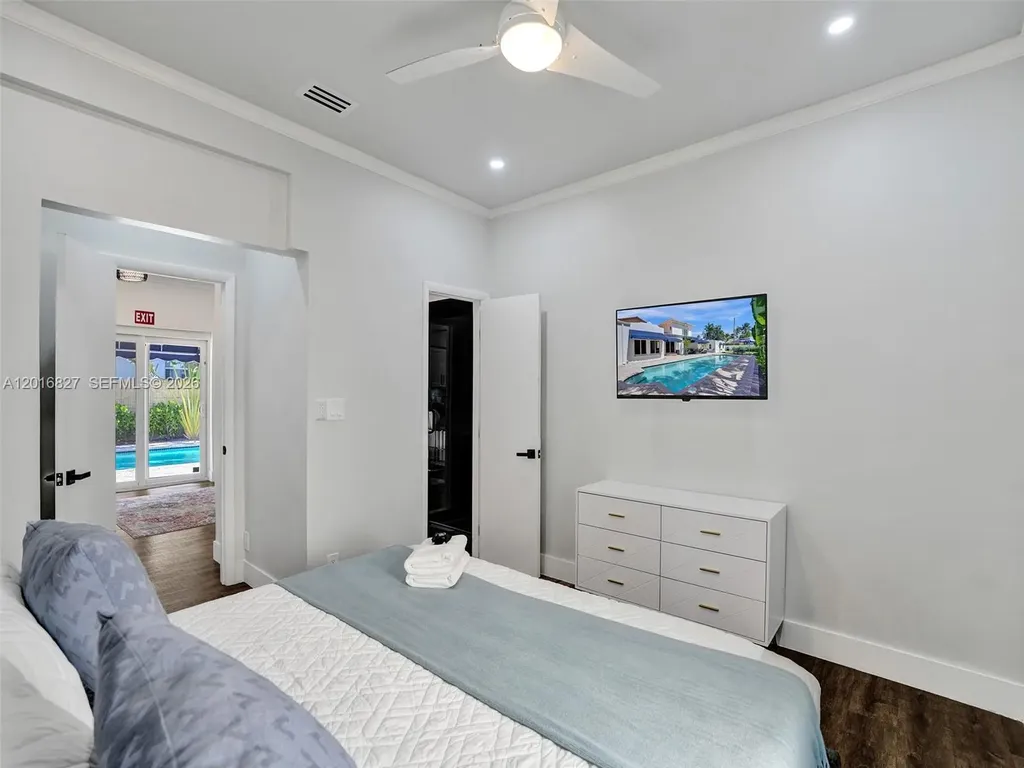 1128 Tyler Street Hollywood FL 33019