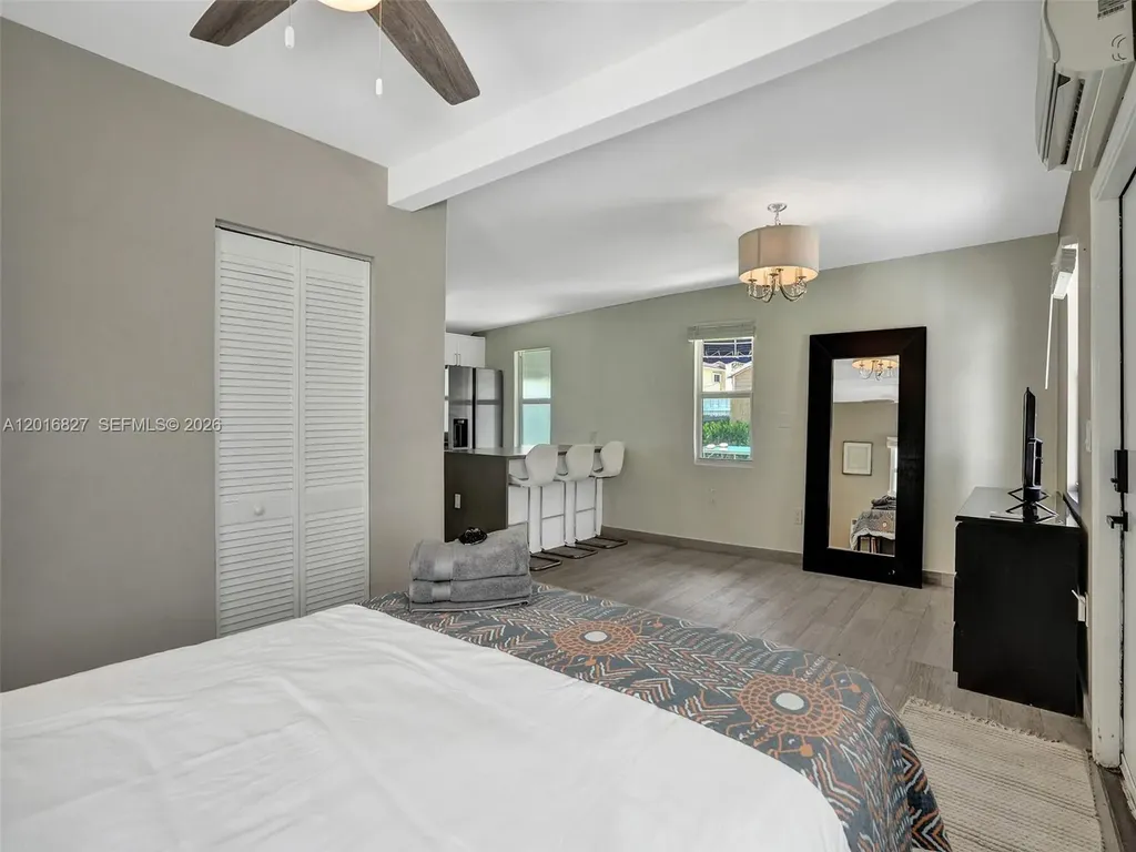 1128 Tyler Street Hollywood FL 33019