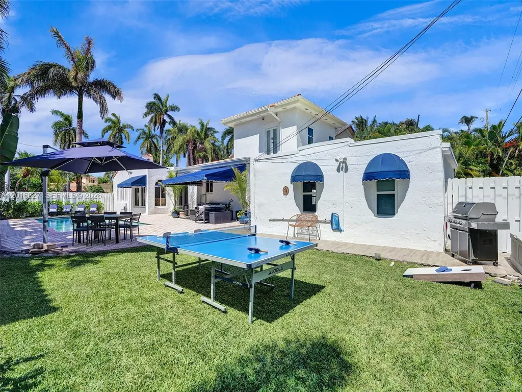 1128 Tyler Street Hollywood FL 33019