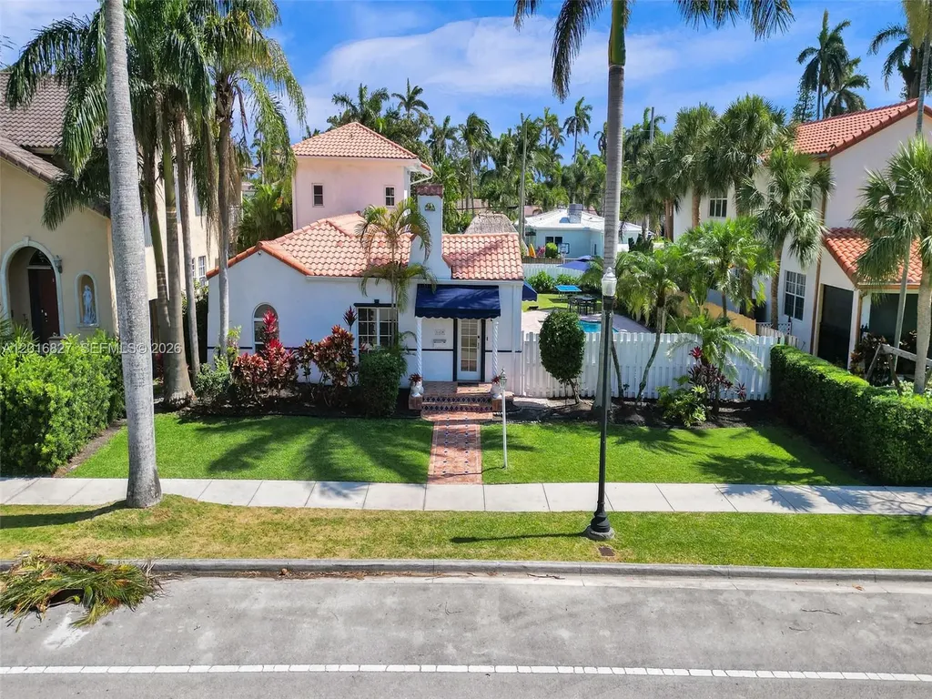 1128 Tyler Street Hollywood FL 33019