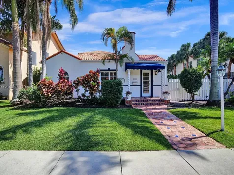 1128 Tyler Street Hollywood FL 33019