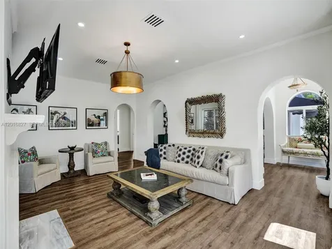 1128 Tyler Street Hollywood FL 33019