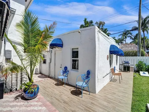 1128 Tyler Street Hollywood FL 33019