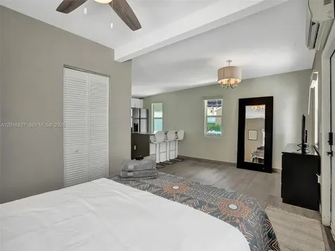 1128 Tyler Street Hollywood FL 33019