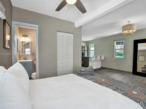 1128 Tyler Street Hollywood FL 33019