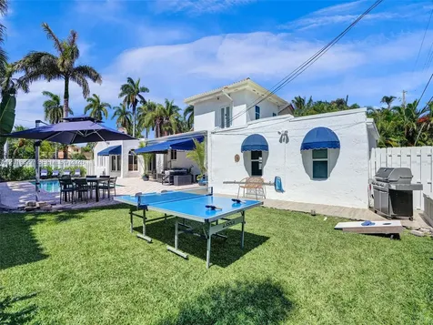 1128 Tyler Street Hollywood FL 33019