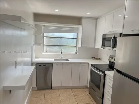 7715 SW 86th Street Miami FL 33143