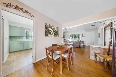 400 Morningside Drive Miami Springs FL 33166