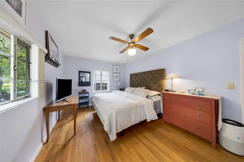 400 Morningside Drive Miami Springs FL 33166