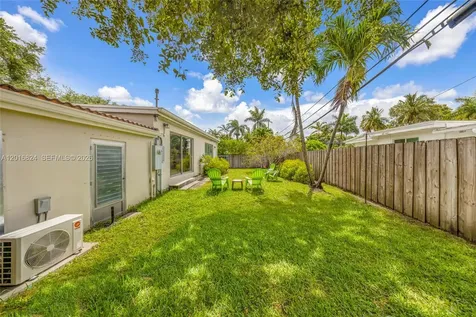 400 Morningside Drive Miami Springs FL 33166