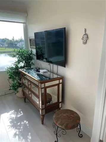 2091 Yarmouth E Boca Raton FL 33434