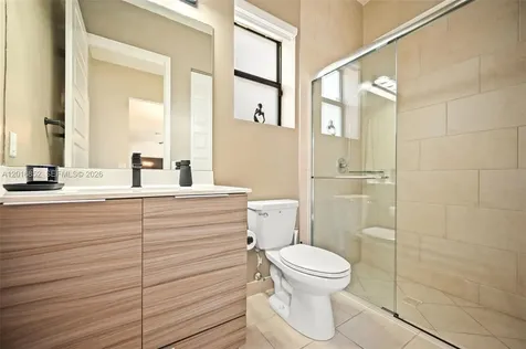 8915 NW 161st Terrace Miami Lakes FL 33018