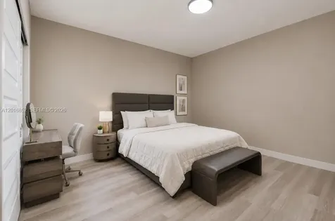8915 NW 161st Terrace Miami Lakes FL 33018