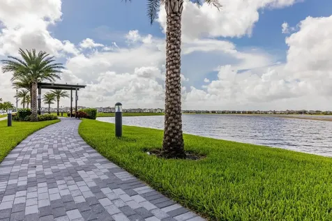 8915 NW 161st Terrace Miami Lakes FL 33018