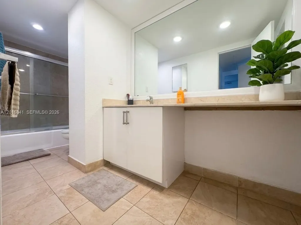 4001 S Ocean Drive Hollywood FL 33019