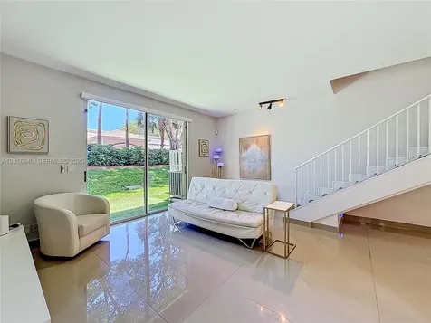 952 Sevilla Circle Weston FL 33326