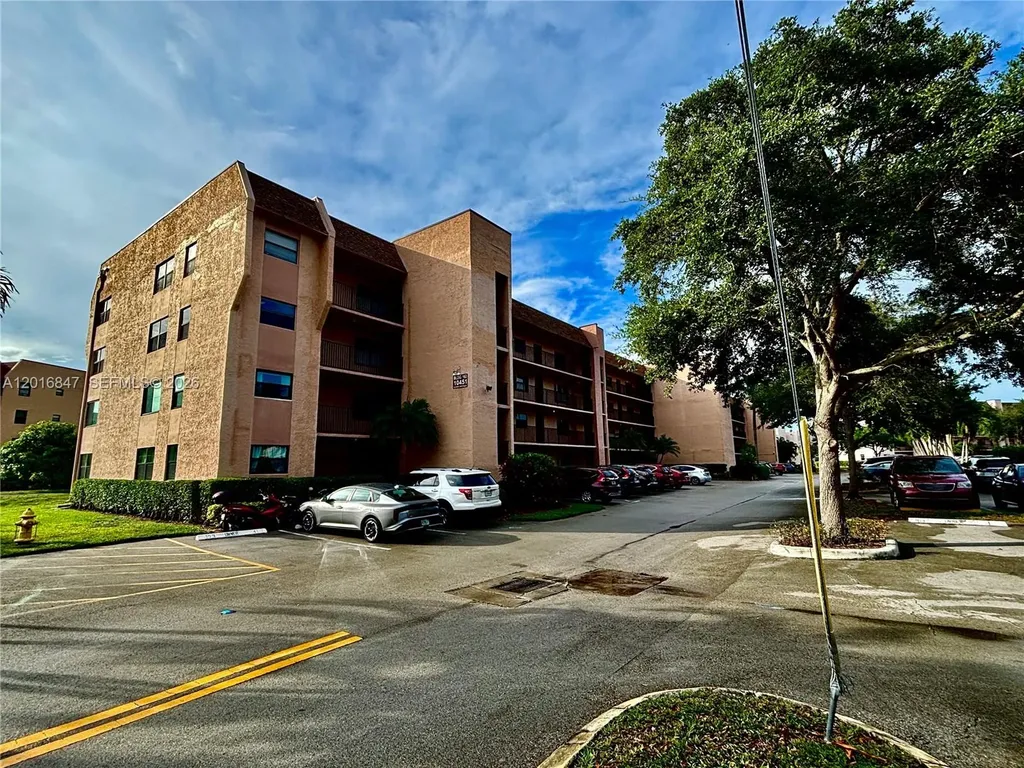10451 Sunrise Lakes Boulevard Sunrise FL 33322