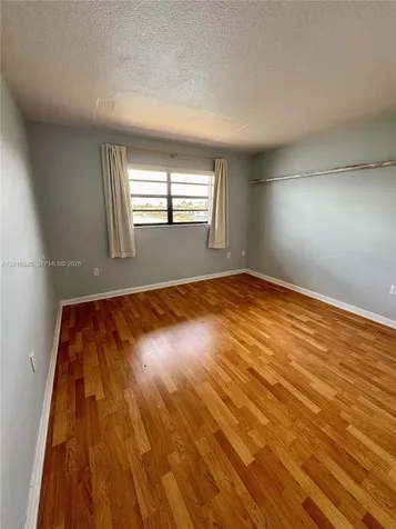 2762 W 60th Street Hialeah FL 33016