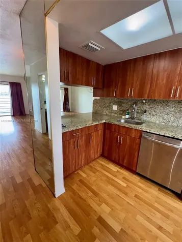 2762 W 60th Street Hialeah FL 33016