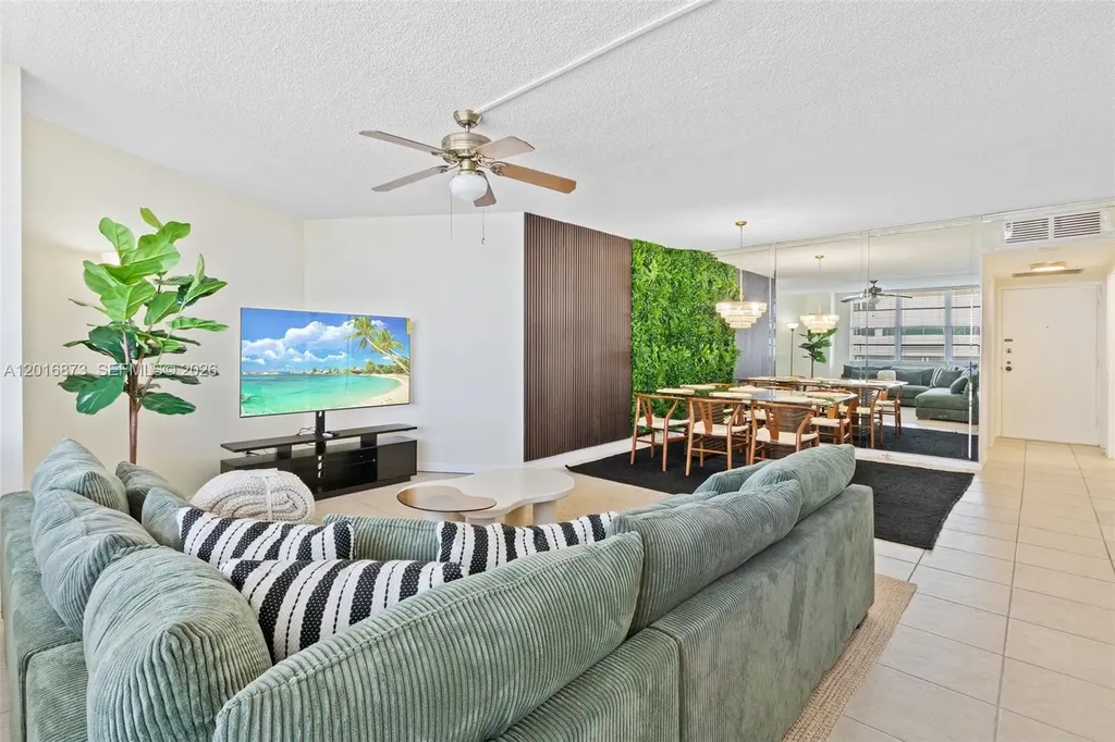 3725 S Ocean Drive Hollywood FL 33019