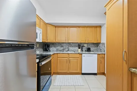 3725 S Ocean Drive Hollywood FL 33019