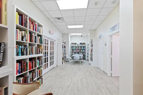 3725 S Ocean Drive Hollywood FL 33019