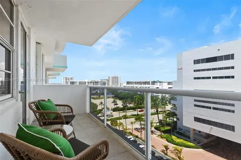 3725 S Ocean Drive Hollywood FL 33019
