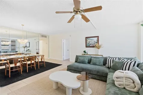 3725 S Ocean Drive Hollywood FL 33019