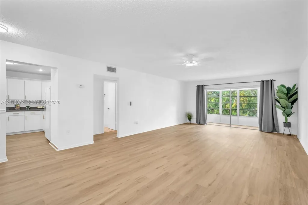 8280 SW 24th Street North Lauderdale FL 33068