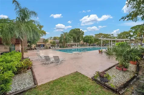 8280 SW 24th Street North Lauderdale FL 33068