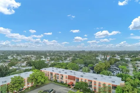 8280 SW 24th Street North Lauderdale FL 33068