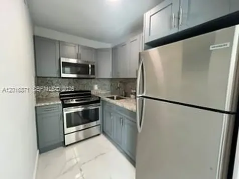5050 NW 7th Street Miami FL 33126