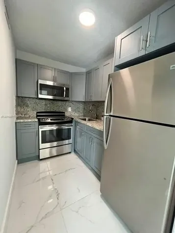 5050 NW 7th Street Miami FL 33126