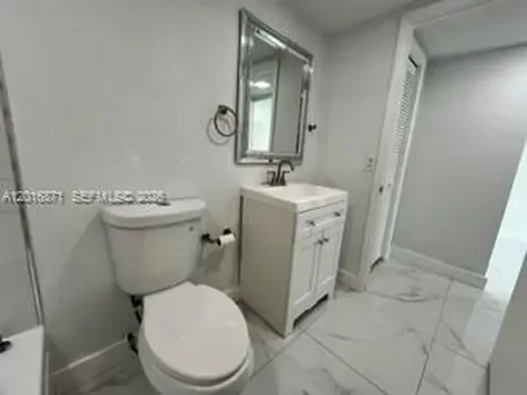 5050 NW 7th Street Miami FL 33126