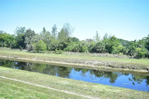 8851 Sunrise Lakes Boulevard Sunrise FL 33322
