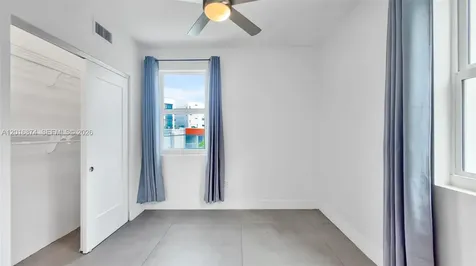1536 NW 15th Avenue Miami FL 33125