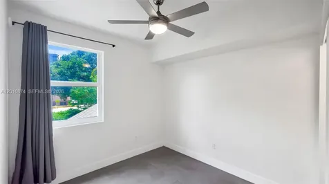 1536 NW 15th Avenue Miami FL 33125