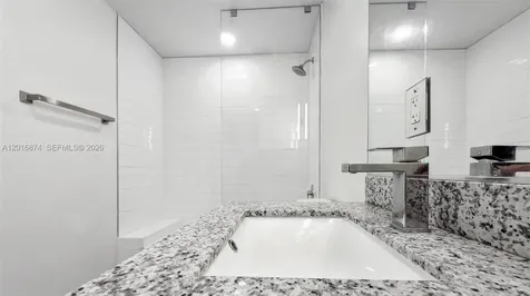 1536 NW 15th Avenue Miami FL 33125