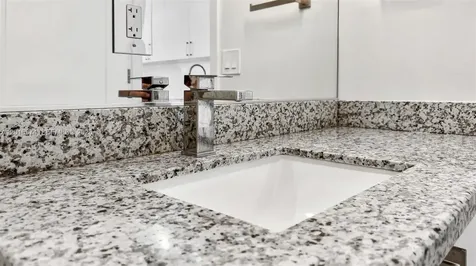 1536 NW 15th Avenue Miami FL 33125