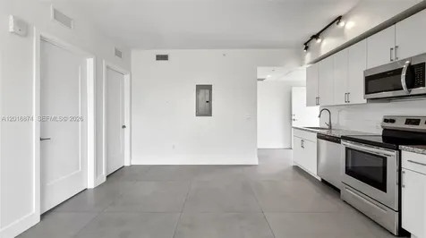 1536 NW 15th Avenue Miami FL 33125