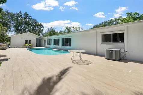 7800 SW 132nd Street Pinecrest FL 33156