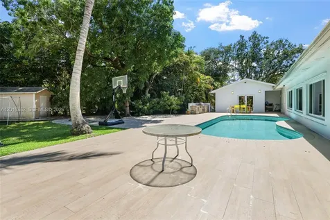 7800 SW 132nd Street Pinecrest FL 33156