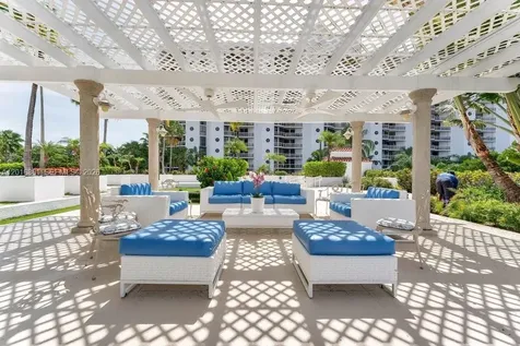 3600 Yacht Club Drive Aventura FL 33180
