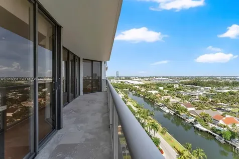 3600 Yacht Club Drive Aventura FL 33180