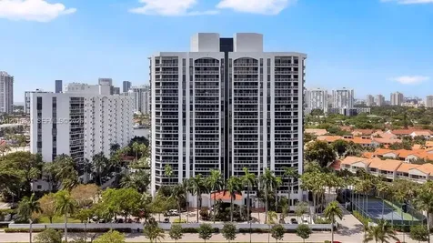 3600 Yacht Club Drive Aventura FL 33180
